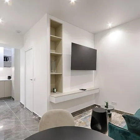 Buttes Chaumont Charming Apartment 4P Paris Exterior photo