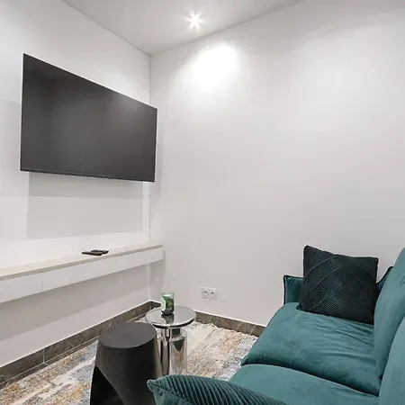 Buttes Chaumont Charming Apartment 4P Paris Exterior photo